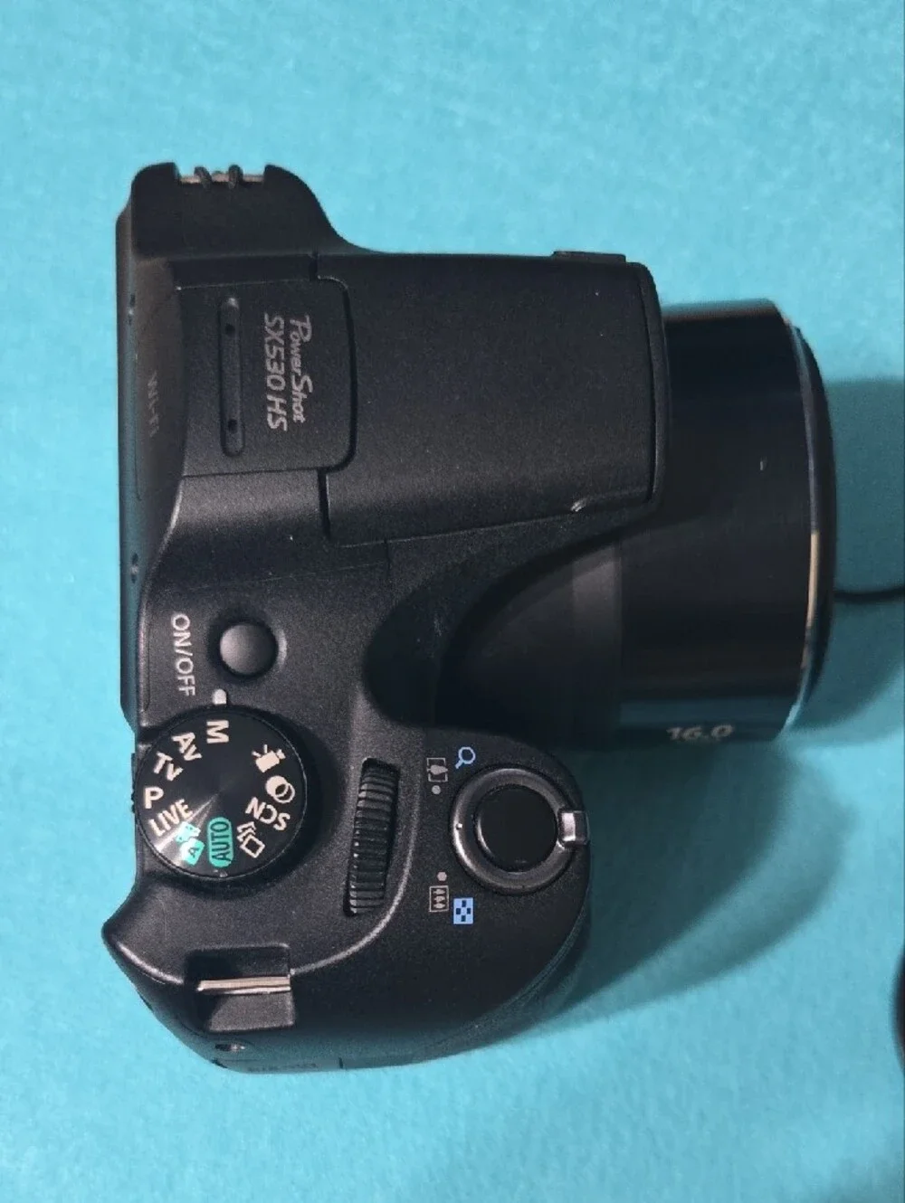 Canon SX530 HS Digital Bridge Camera with 50x Zoom Lens